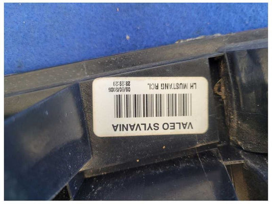 2005-2009 Ford Mustang GT 4.6L Driver Left Rear Taillight Lamp Light Brake 2621