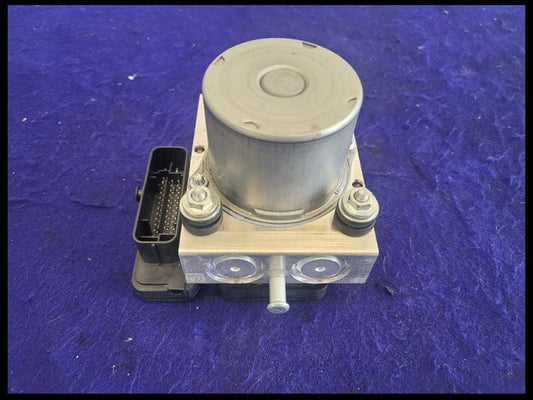 2017-2021 Tesla Model 3 Standard Plus ABS Anti-Lock Brake Module Pump