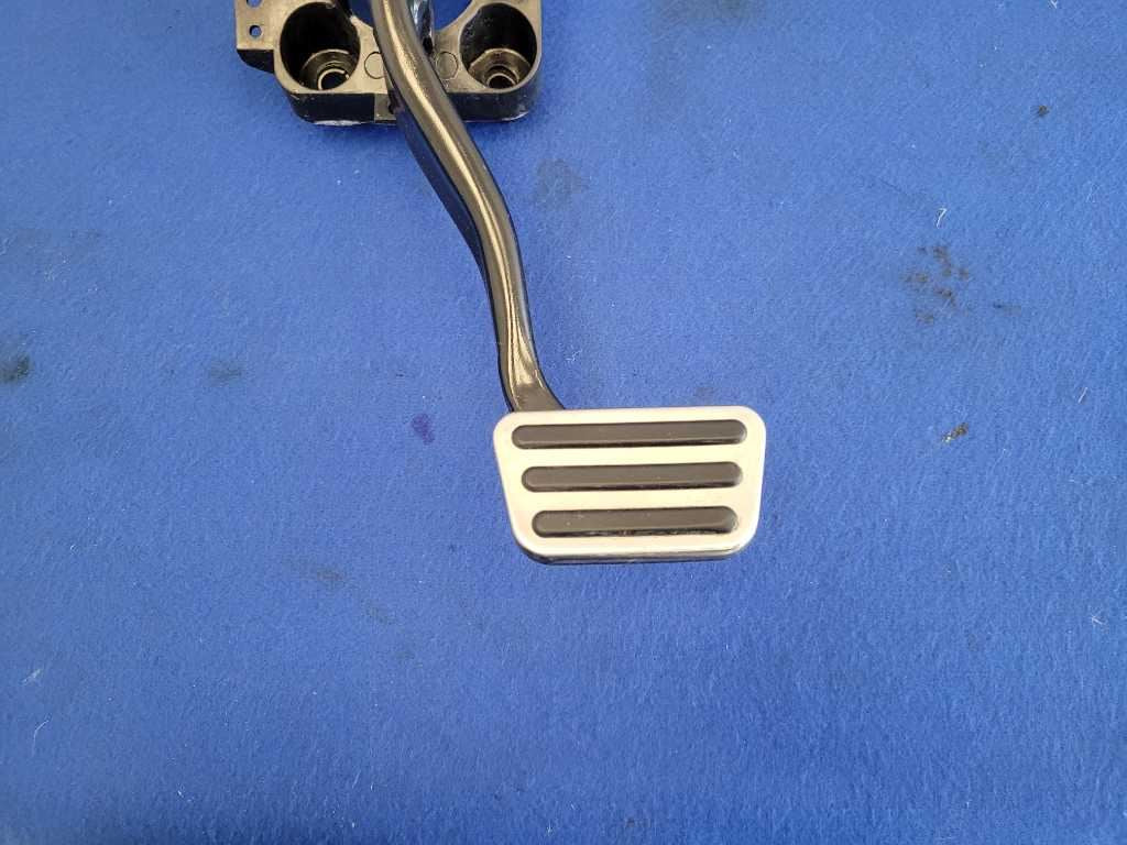 2018-2023 Ford Mustang GT S550 Pedal Cage Brake Automatic Transmission A/T 2648 - The Parts Farm