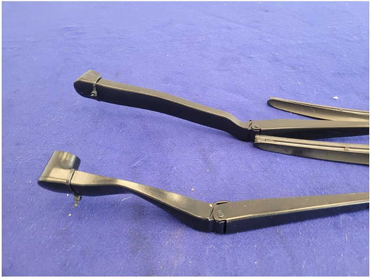 2010-2015 Chevrolet Camaro ZL1 SS Front Pair Windshield Wiper Arms Blades 2731
