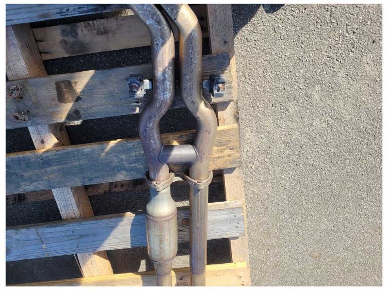 2001-2006 BMW M3 Convertible Exhaust Mid Pipe Center Section Intermediate 2451 - The Parts Farm