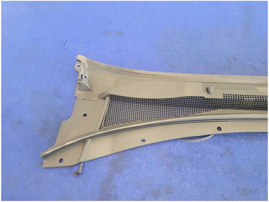 2016-2018 Chevrolet Camaro SS Front Cowl Panel Windshield Wiper Cover 2858