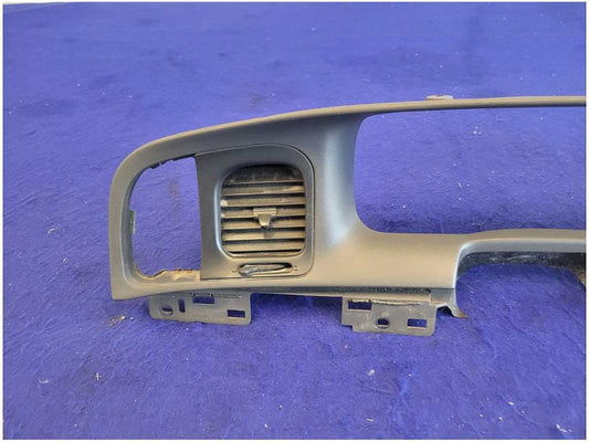 2003-2004 Mercury Marauder 4.6L Front Dashboard Vent Trim Bezel Surround 2625