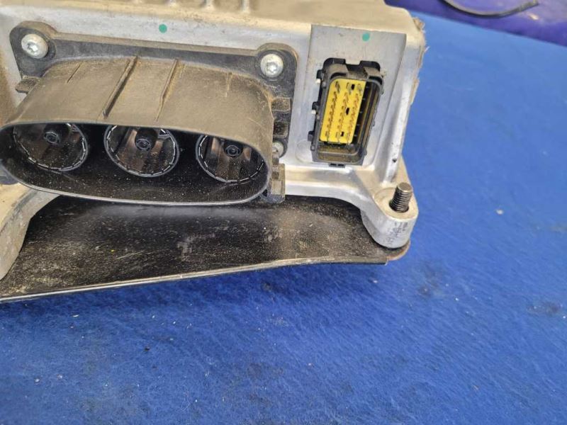 2012 Fisker Karma Sedan Hybrid Battery Inverter Control Module Voltage 1958 - The Parts Farm