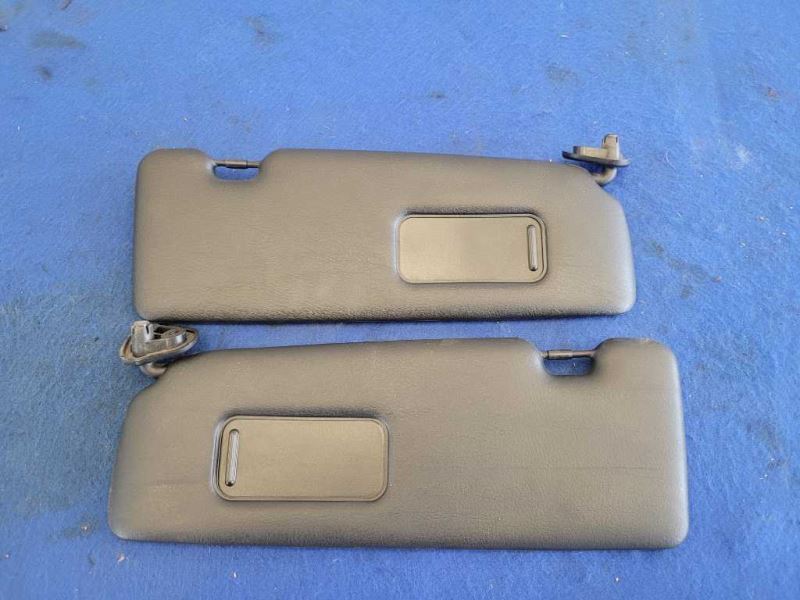 2001-2006 BMW M3 E46 Convertible Pair Sun Visors Shade Mirror Black1981 - The Parts Farm