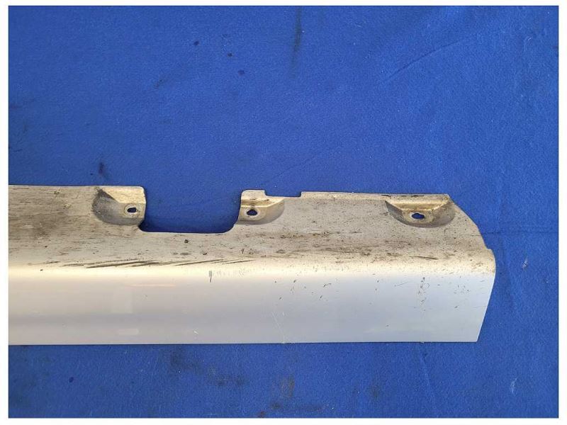 2001-2006 BMW M3 Convertible Driver LH Lower Rocker Panel *Scuffs* Silver 2451 - The Parts Farm