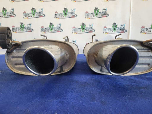 2011-2014 Ford Mustang GT S197 Pair Rear Exhaust Mullers Tips Pipe *Read* 2856