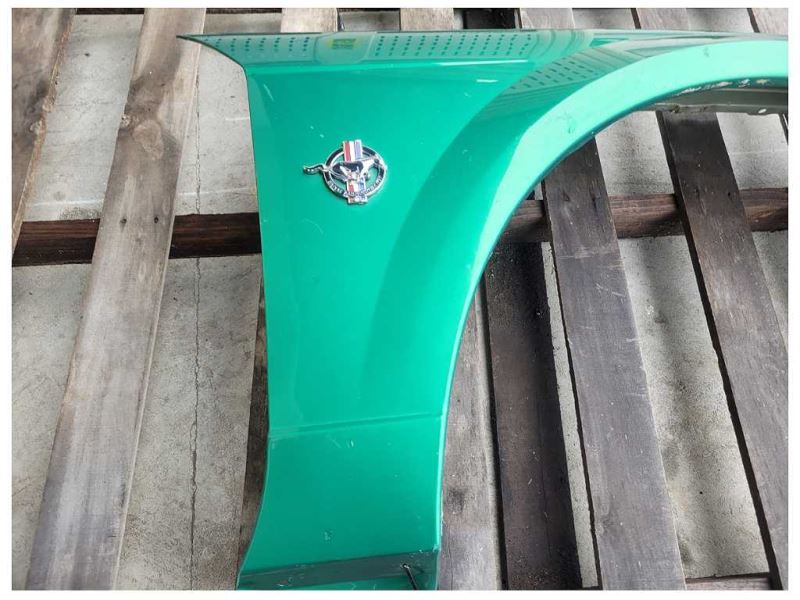 1999-2004 Ford Mustang GT 4.6L Passenger RH Front Fender Body Paint SW 2312 - The Parts Farm