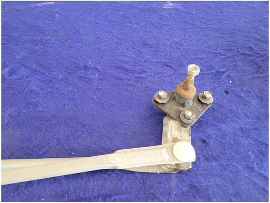 2003-2006 Chevrolet SSR Pickup Truck Windshield Washer Linkage Arm 2682