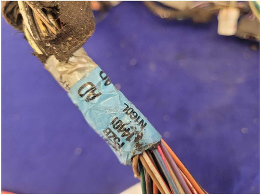 1995 Ford Mustang GT Coupe Dash Harness Wire Plug Fuse Module *Read* 2668