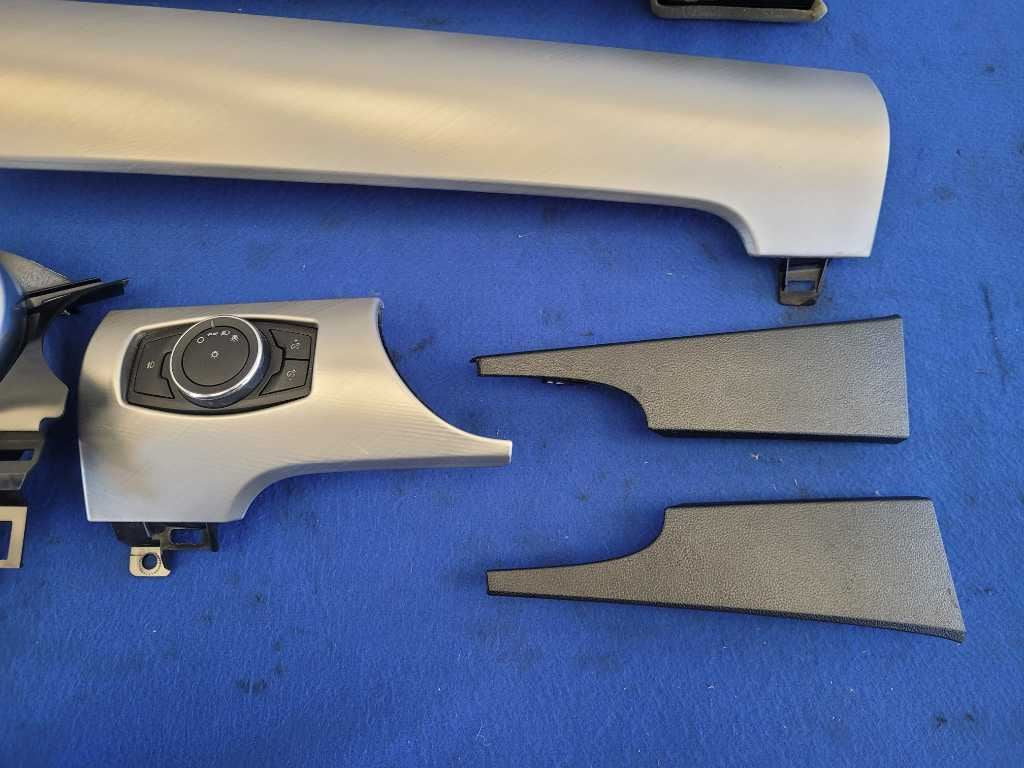 2018-2023 Ford Mustang GT S550 Dash Trim Kit Premium Vent Bezel 2648 - The Parts Farm
