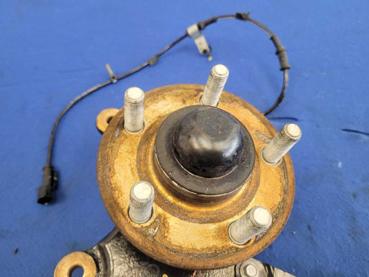 2018-2023 Ford Mustang GT S550 Passenger Front Spindle Knuckle Hub 2681