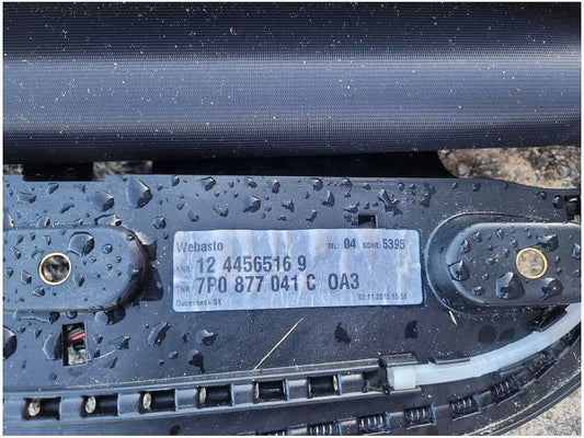 2011-2014 Porsche Cayenne 3.0L Panoramic Roof Sunroof Sliding Glass 2465