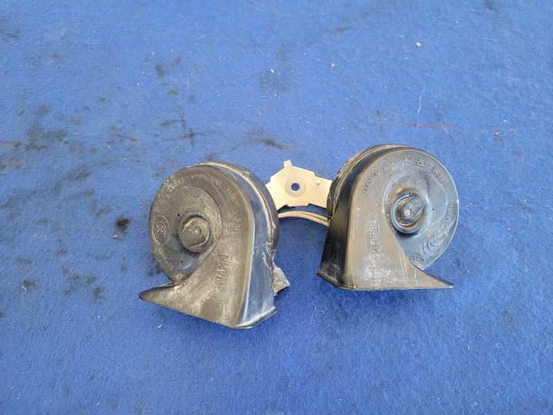 2010-2014 Ford Mustang GT 4.6L Horn Emergency Noise Safety Dual 2479 - The Parts Farm