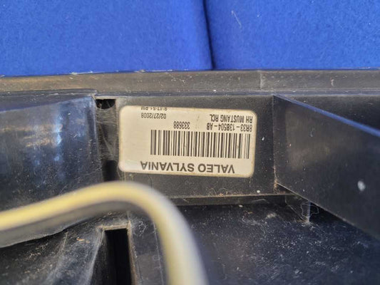 2005-2009 Ford Mustang GT 4.6L Passenger Rear Taillight Lamp Light Brake 2645