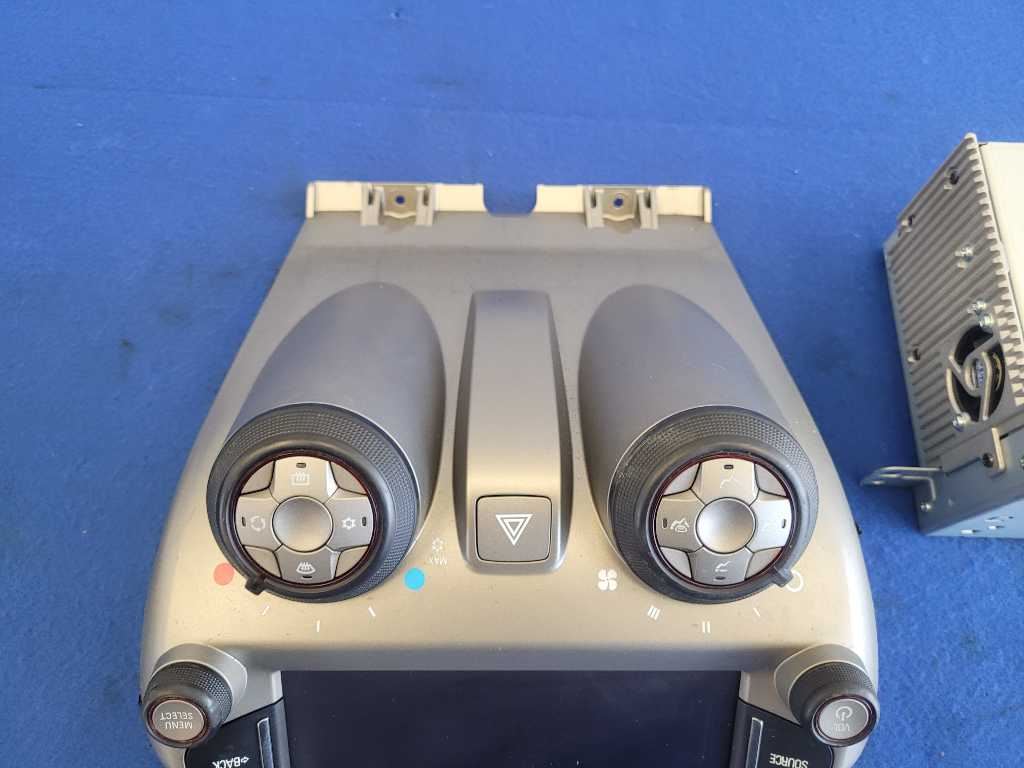44133162