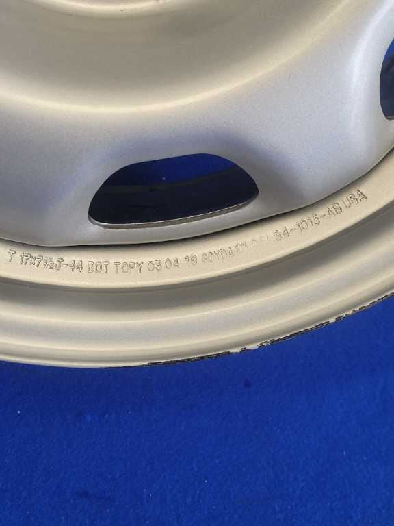 2019 Ford F150 F-150 Pickup Truck Wheel 17x7.5 Steel Painted 8 Holes 1772 - The Parts Farm