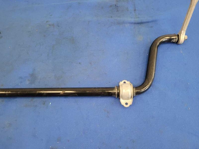 2014 Audi R8 V10 Coupe Front Sway Bar Stabilizer Suspension 2136 - The Parts Farm