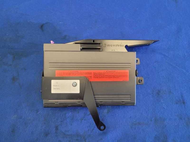 2001-2006 BMW M3 Convertible 6 Disc CD Changer Audio Player Old School 2448 - The Parts Farm