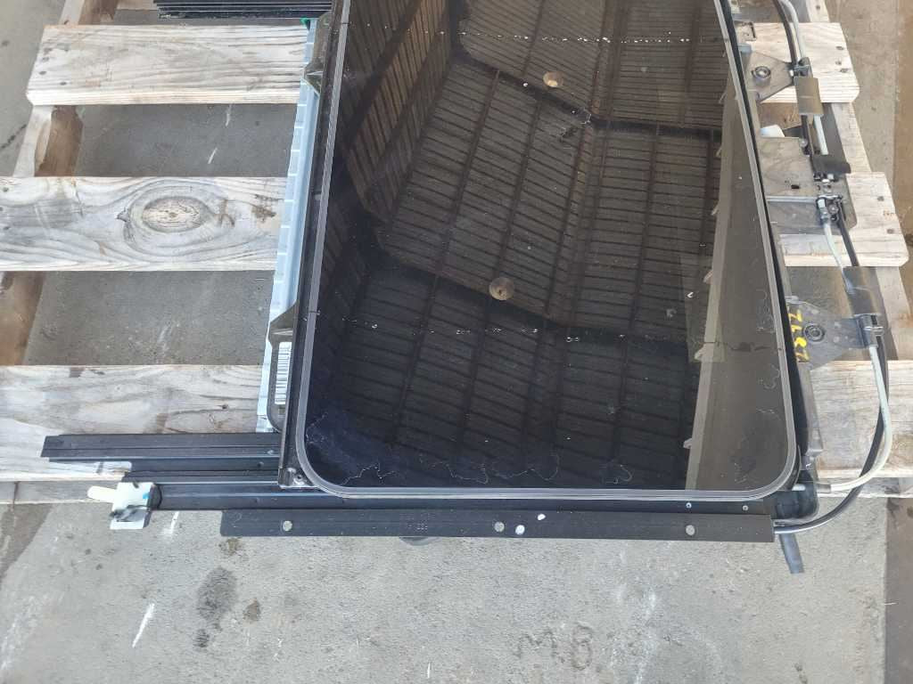 2010-2015 Chevrolet Camaro SS Sunroof Glass Window Upper Roof Frame Track 2592 - The Parts Farm
