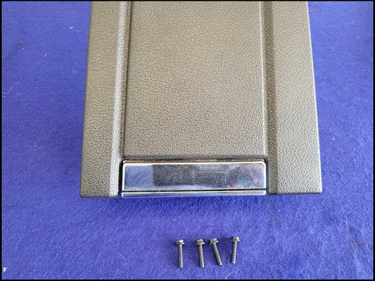 2010-2014 Ford Mustang GT Lid Center Console Arm Rest Floor 2666