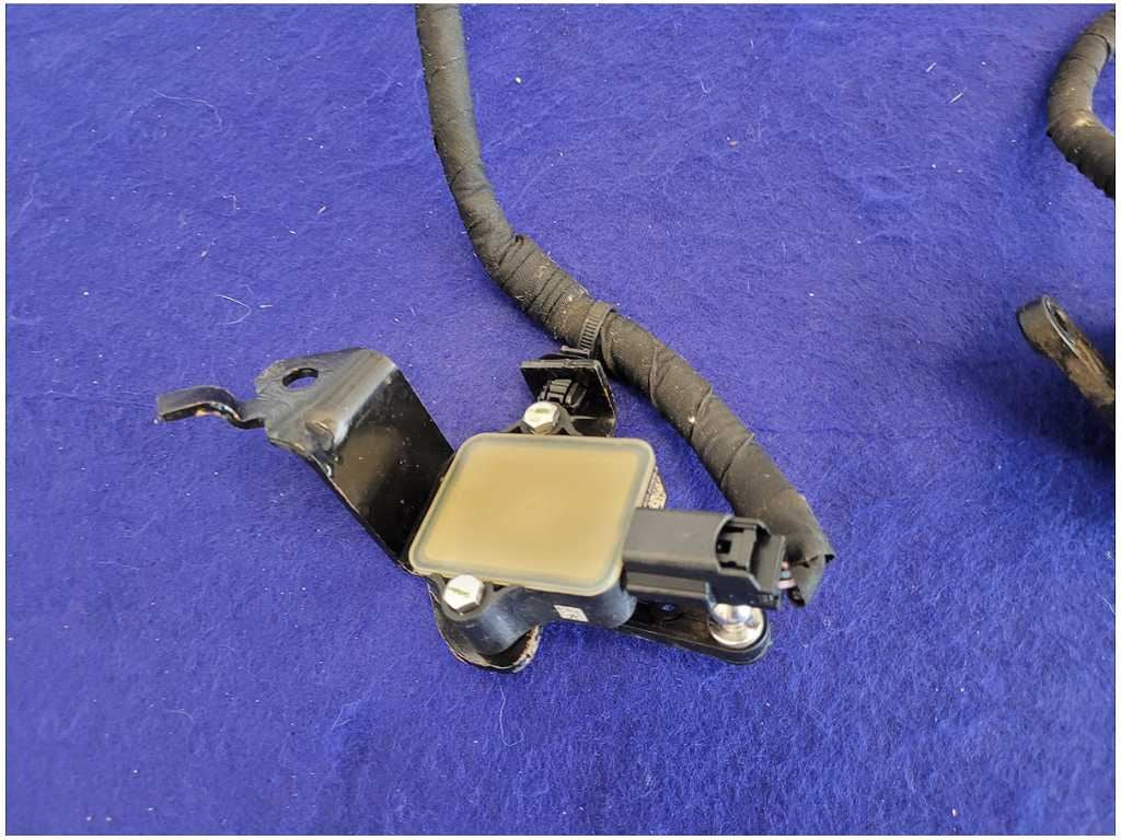 45300386