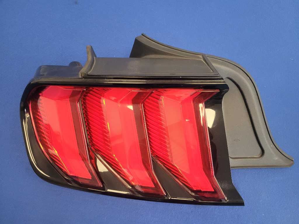 2018-2023 Ford Mustang GT S550 Driver LH Rear Taillight Brake Light 2609 - The Parts Farm