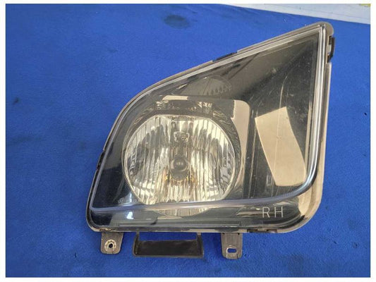2005-2006 Ford Mustang GT 4.6L Passenger Front Headlight Lamp Lens 2621