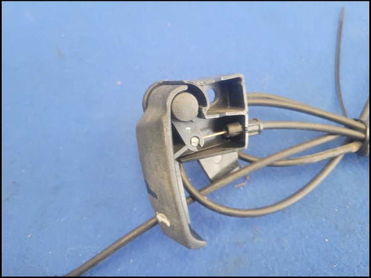 2003-2006 Chevrolet SSR Pickup Truck Front Hood Cable Handle 2687