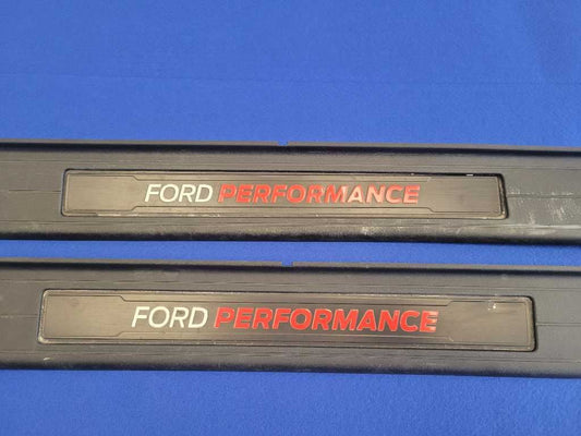 2015-2020 Ford Mustang Shelby GT350 5.2L Pair Door Sill Plates Scuff RH LH 2662