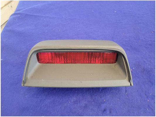 2003-2004 Mercury Marauder 4.6L Sedan Upper Third Brake Light Rear 2625