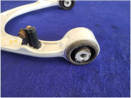 2011-2014 Porsche Cayenne Driver Left Upper Control Arm Front 2465