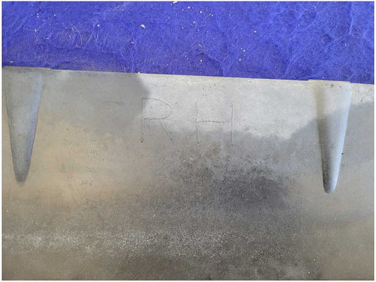 1994 Ford Mustang GT Cobra Passenger Lower Rocker Panel Molding Paint NA 2704