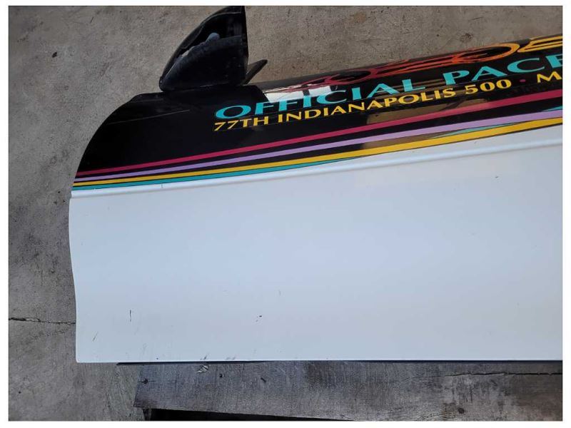1993 Chevrolet Camaro Z28 Coupe Driver Front Door Shell Paint Scuffed 2546 - The Parts Farm