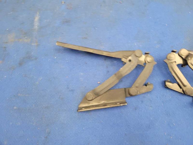 2014 Audi R8 V10 Coupe Pair Hood Hinge Pair Trunk Back 2136 - The Parts Farm