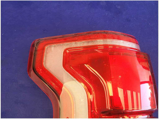 2015-2017 Ford F150 4x4 Pickup Truck Driver Rear Taillight BLIS *Read* 2733