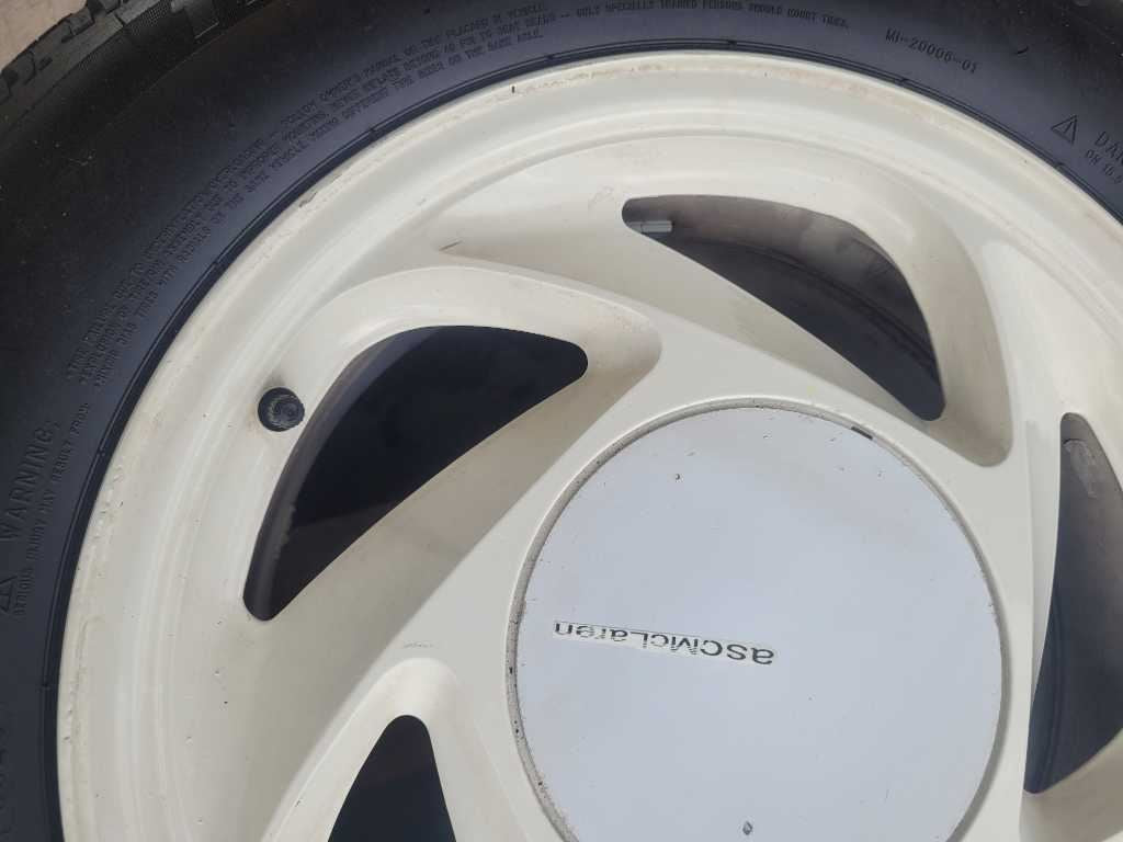 1990 Ford Mustang ASC Mclaren Convertible Set Wheels 15x7 White Paint Tire 2603 - The Parts Farm