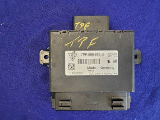 2017 Porsche 911 Turbo Voltage Control Module Unit System Power 2421