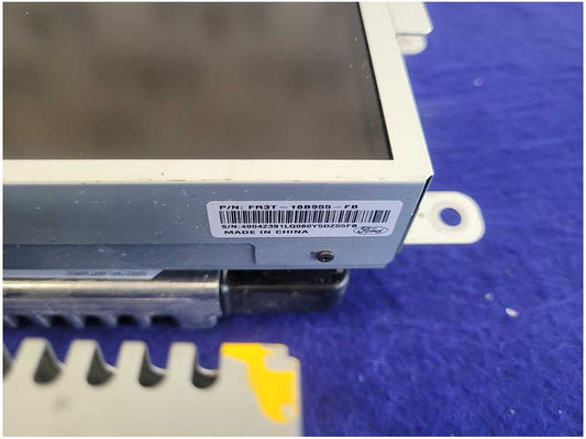 2015 Ford Mustang GT S550 Info-GPS-TV Screen Front Display Center Dash 2705