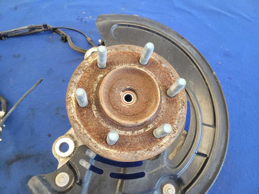 2015-2017 Ford F150 F-150 4x4 Truck Passenger Front Spindle Knuckle Hub 2661