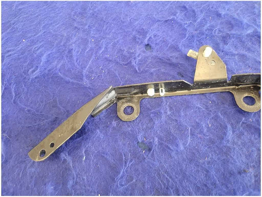 1999-2004 Ford Mustang GT 4.6L Bracket Trans Harness Mount Automatic 2624