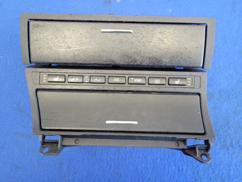 2001-2006 BMW M3 Convertible Front Dash Compartment Storage *Scuffs* 2451 - The Parts Farm
