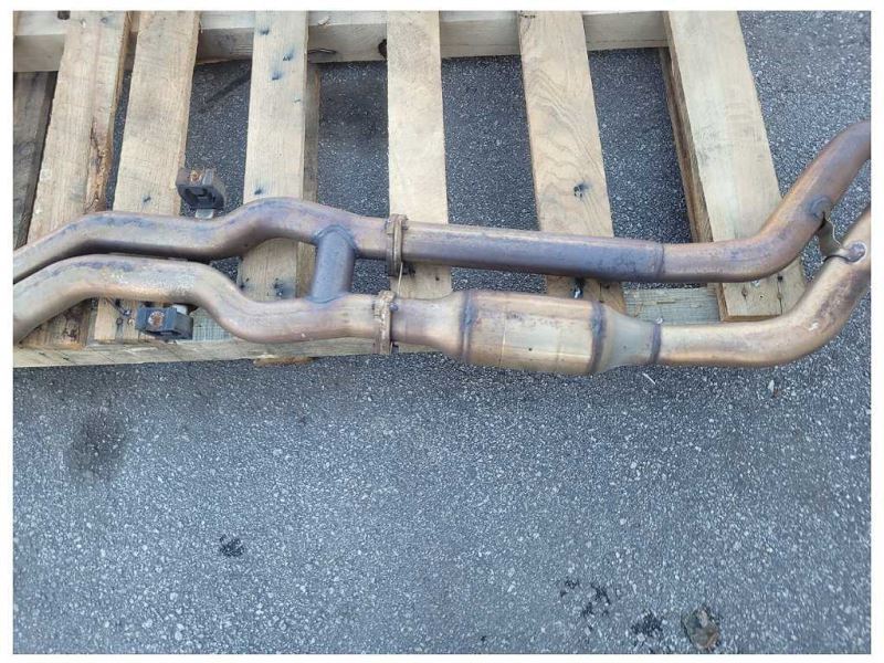 2001-2006 BMW M3 Convertible Exhaust Mid Pipe Center Section Intermediate 2448 - The Parts Farm