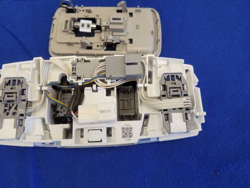 2011-2012 Nissan Leaf Upper Light Lamp Dome Front Rear 1856 - The Parts Farm