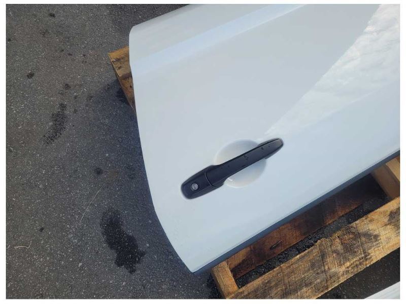 2005-2009 Ford Mustang GT 4.6L Convertible Driver Front Door Paint HP 2496 - The Parts Farm