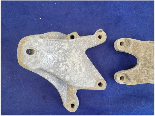 2011-2014 Ford Mustang GT 5.0L Pair Front Engine Motor Mounts