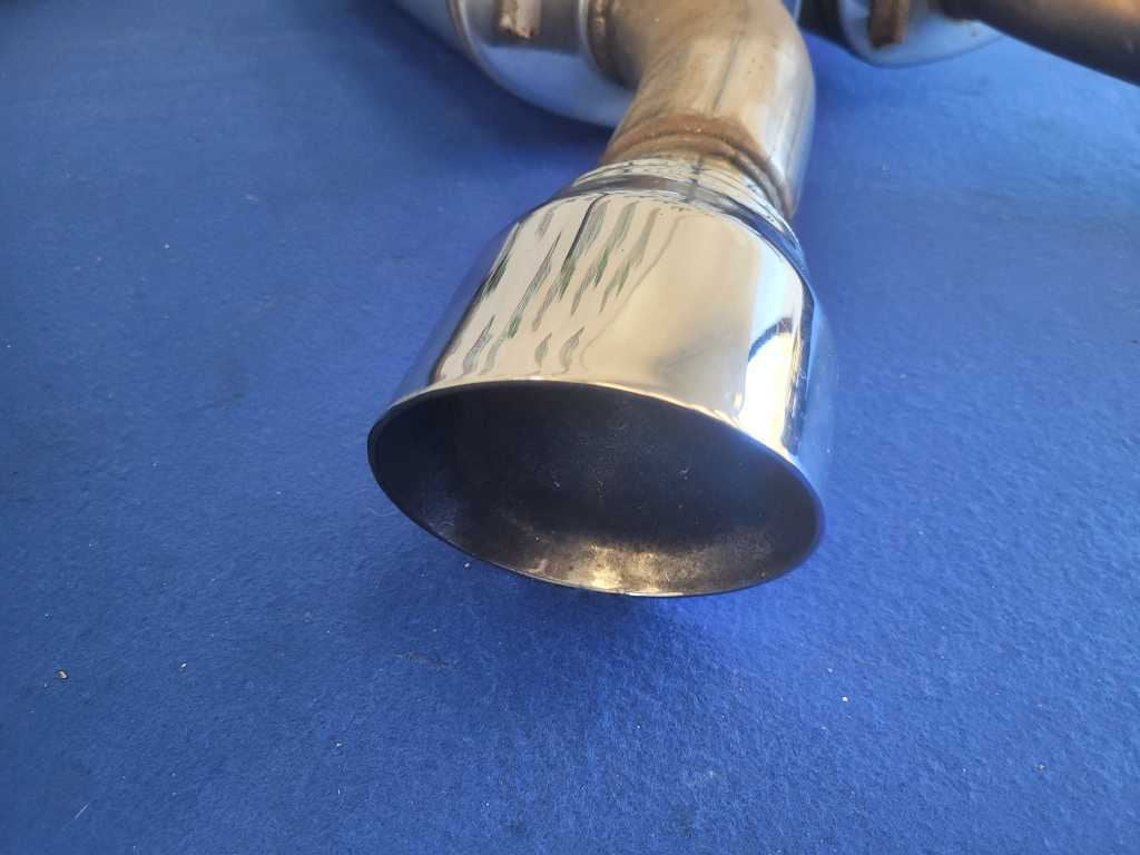 2014-2015 Chevrolet Camaro SS Magnaflow Cat Back Exhaust Muffler Tips Dent 2592 - The Parts Farm