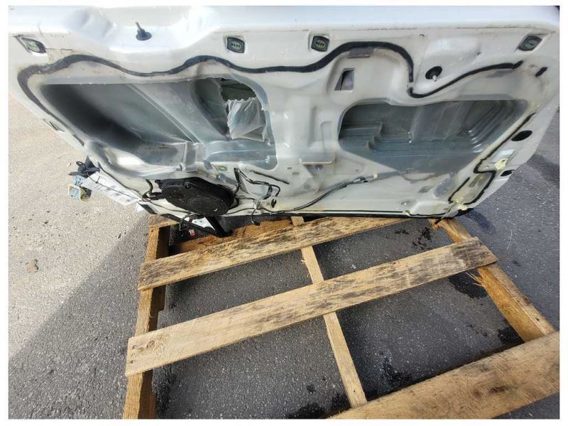 2005-2009 Ford Mustang GT 4.6L Convertible Driver Front Door Paint HP 2496 - The Parts Farm