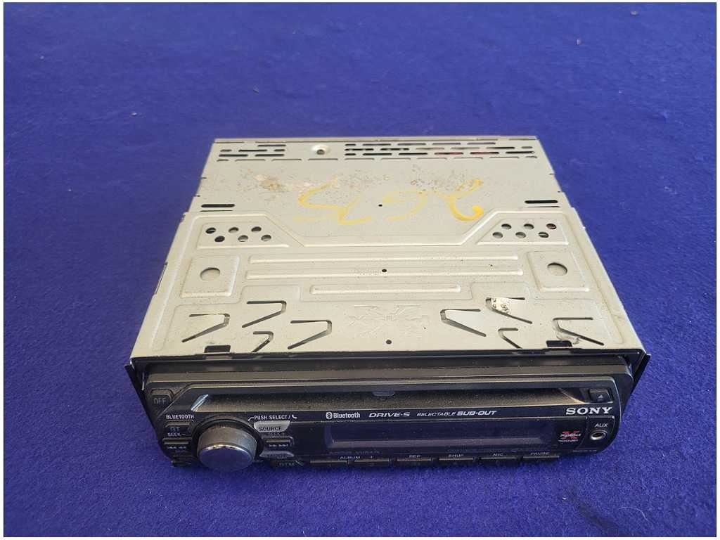 Sony MEX - BT2600 CD Receiver Bluetooth Mustang Camaro Aftermarket Radio 2675 - The Parts Farm
