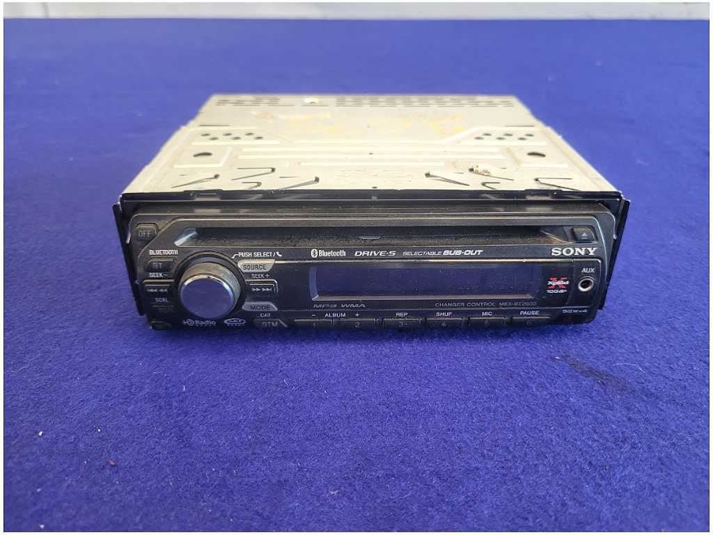 Sony MEX - BT2600 CD Receiver Bluetooth Mustang Camaro Aftermarket Radio 2675 - The Parts Farm